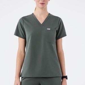 FIGS Catarina One-Pocket Scrub Top Women’s Medical Uniform